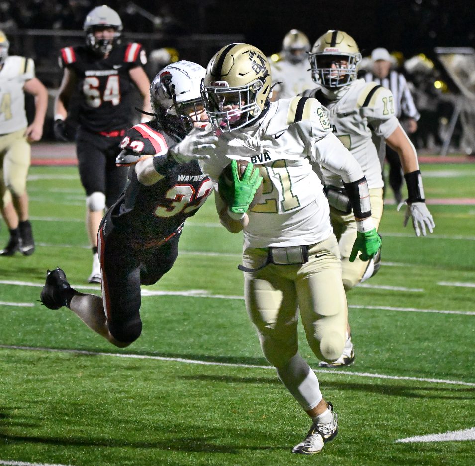 BV's Petrosky surges into second place in TD Club